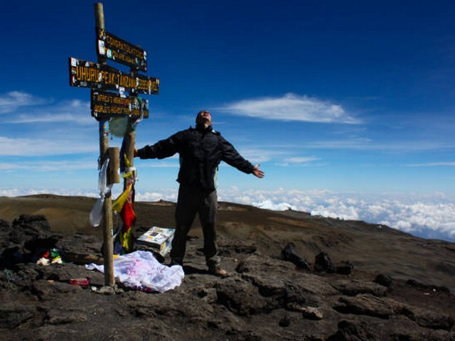 How long does the Machame Route take?